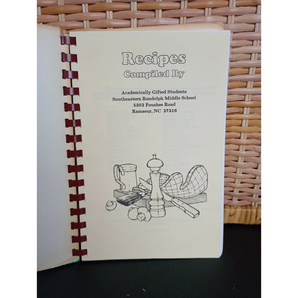 Cookbook Ramseur, NC Seminole Selections SE Randolph‎ Middle School 1993